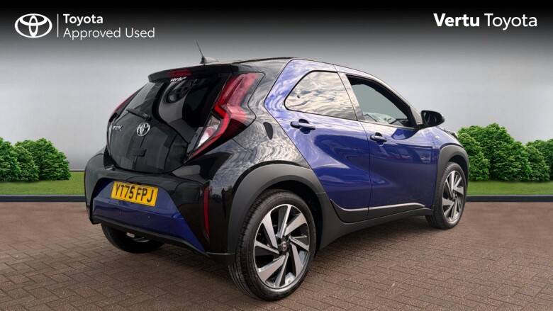 Toyota Aygo X 1.0 VVT-i Edge 5dr Petrol Hatchback